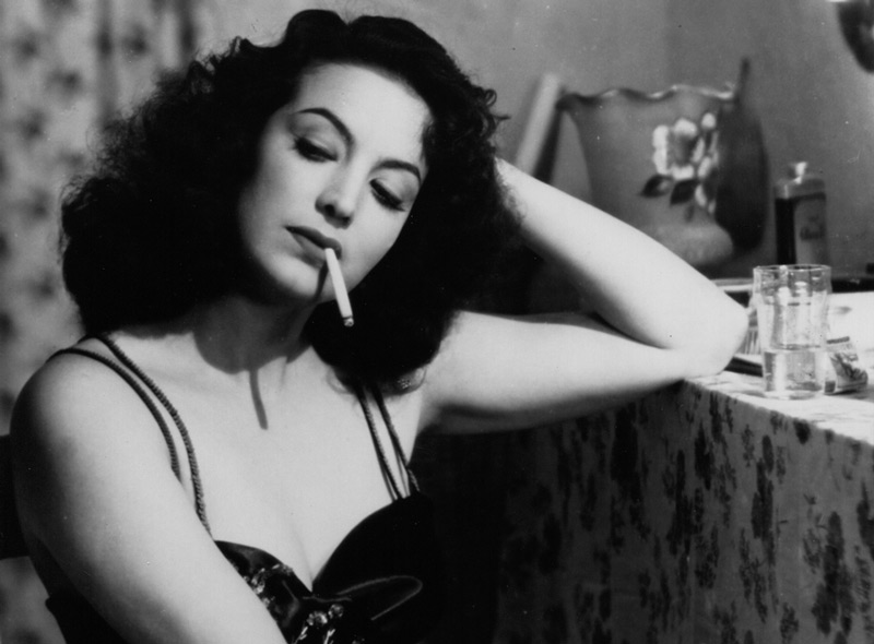 María Félix, la mujer, la estrella, el mito y la guerrera del cine mexicano  - Filmoteca UNAM